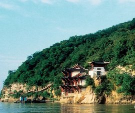 馬鞍山采石風(fēng)景名勝區(qū) 詩(shī)情畫(huà)意中的長(zhǎng)江明珠